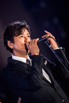 最初の彼氏と結婚した人いますか？