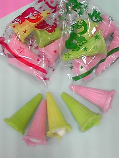 子供時代に好きだったお菓子を挙げていくトピ