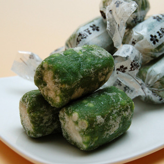 子供時代に好きだったお菓子を挙げていくトピ