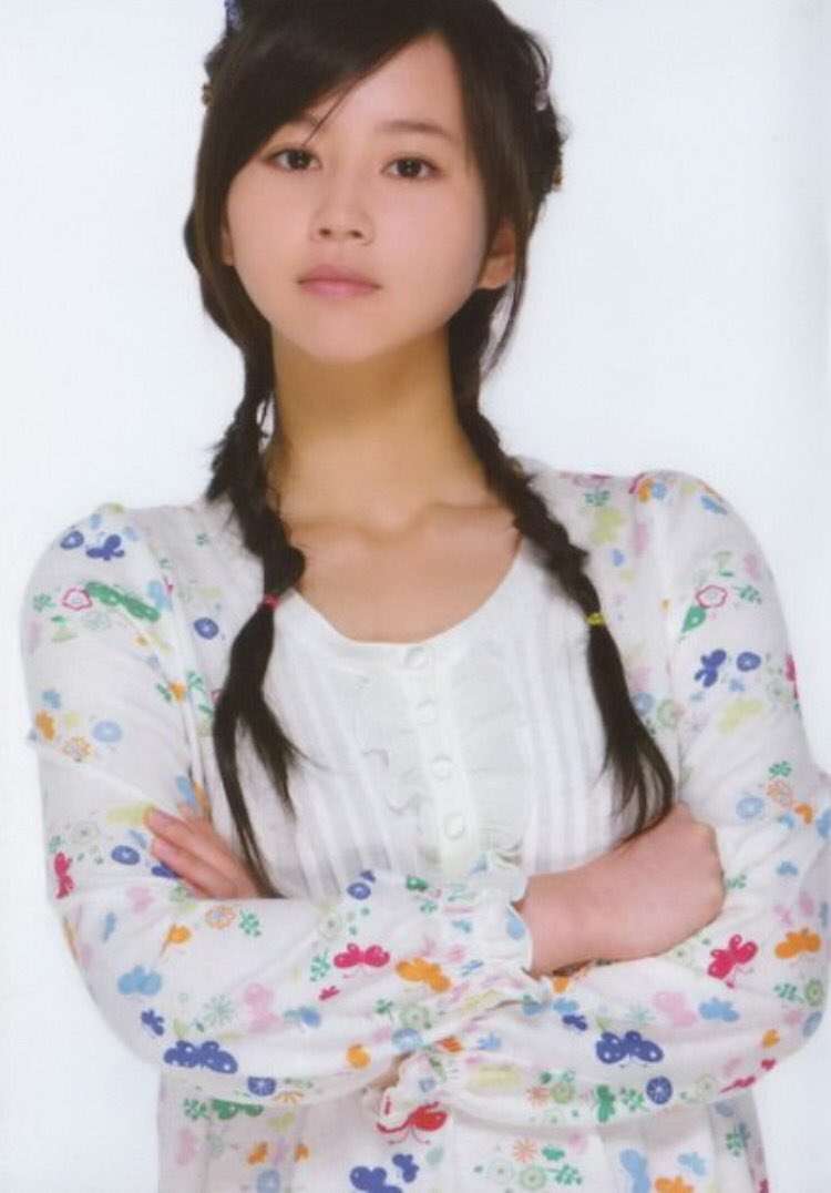 三つ編みが可愛い芸能人の画像を貼るトピ