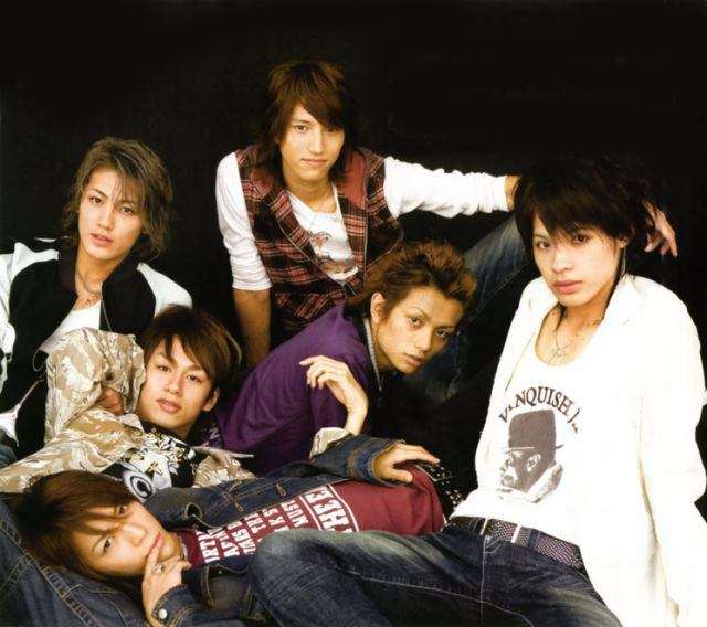 赤西仁、弟の写真を公開!「そっくり」と大反響