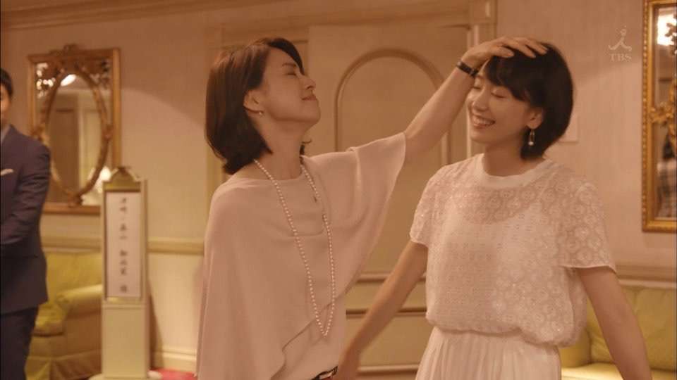 石田ゆり子、星野源ライブに参戦 「一緒に恋ダンスしたかった」と反響