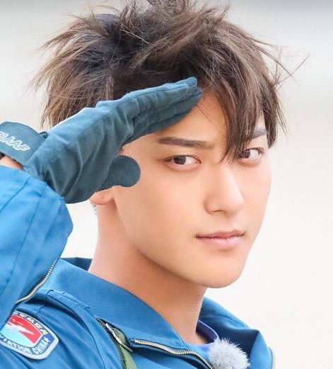 美人・イケメン芸能人の顔面どアップ画像を貼るトピ Part2