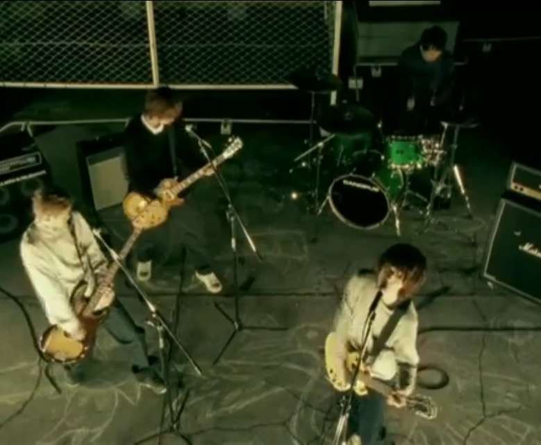あるMV(ミュージックビデオ)の画像を貼って歌手と曲名が分かったらプラスを押すトピ