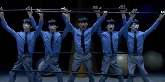 あるMV(ミュージックビデオ)の画像を貼って歌手と曲名が分かったらプラスを押すトピ