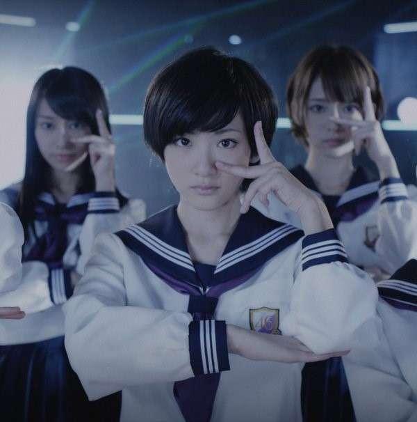 あるMV(ミュージックビデオ)の画像を貼って歌手と曲名が分かったらプラスを押すトピ