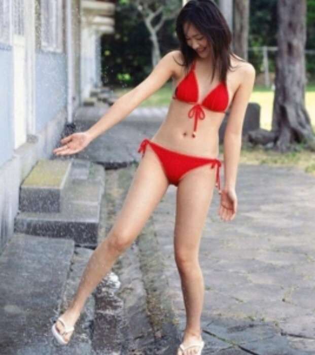 清水富美加　「千眼美子」としての出家本、17日に緊急出版