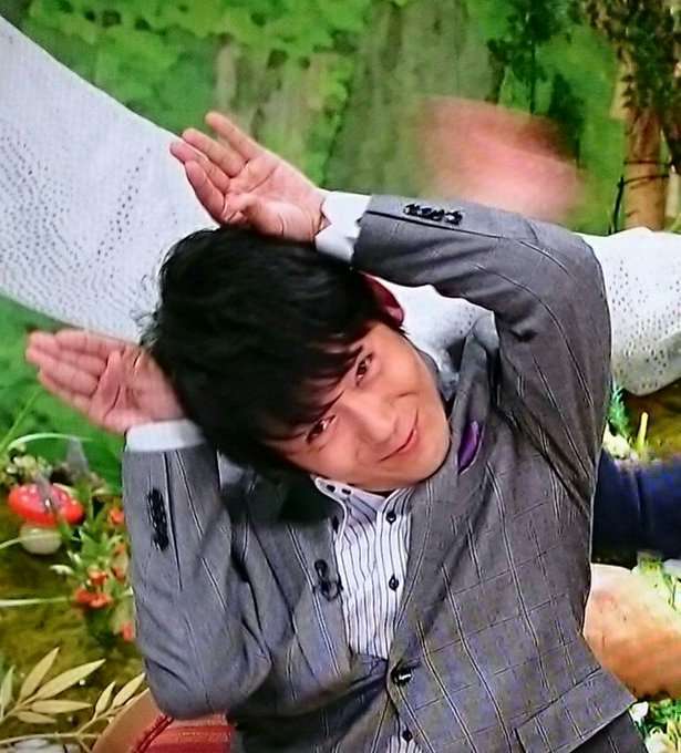 どう見ても年齢より若い芸能人の画像を貼るトピ