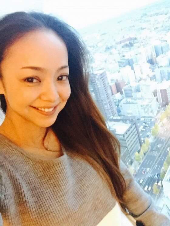 どう見ても年齢より若い芸能人の画像を貼るトピ