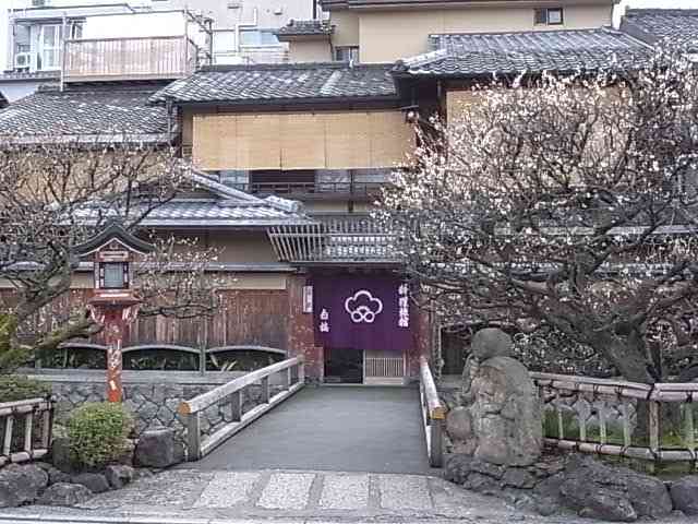 旅館とホテルどっちが好き？