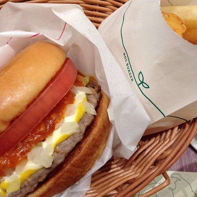 無言で飯テロするトピ