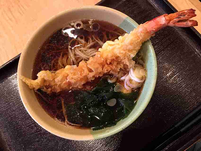 無言で飯テロするトピ