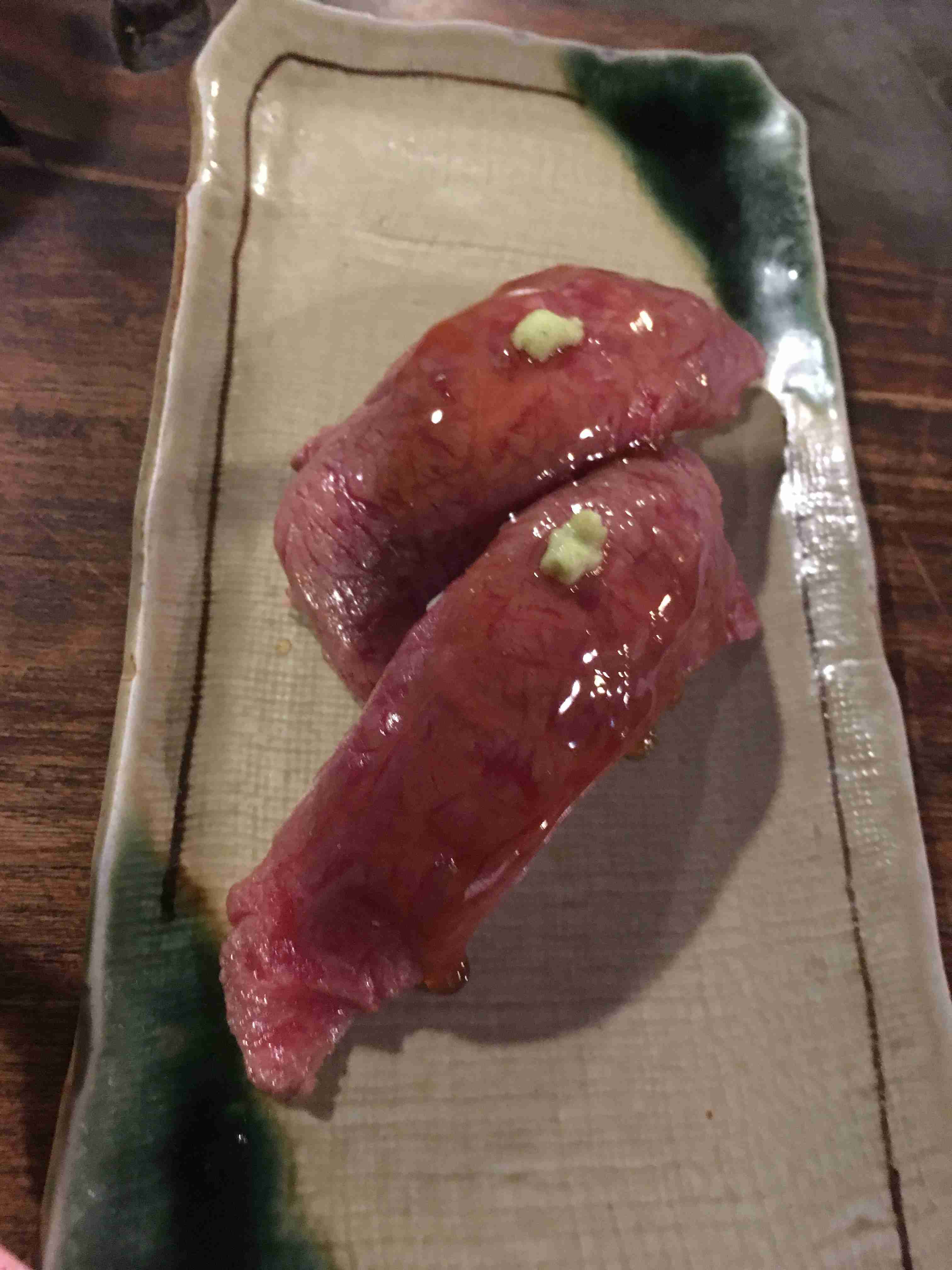 無言で飯テロするトピ