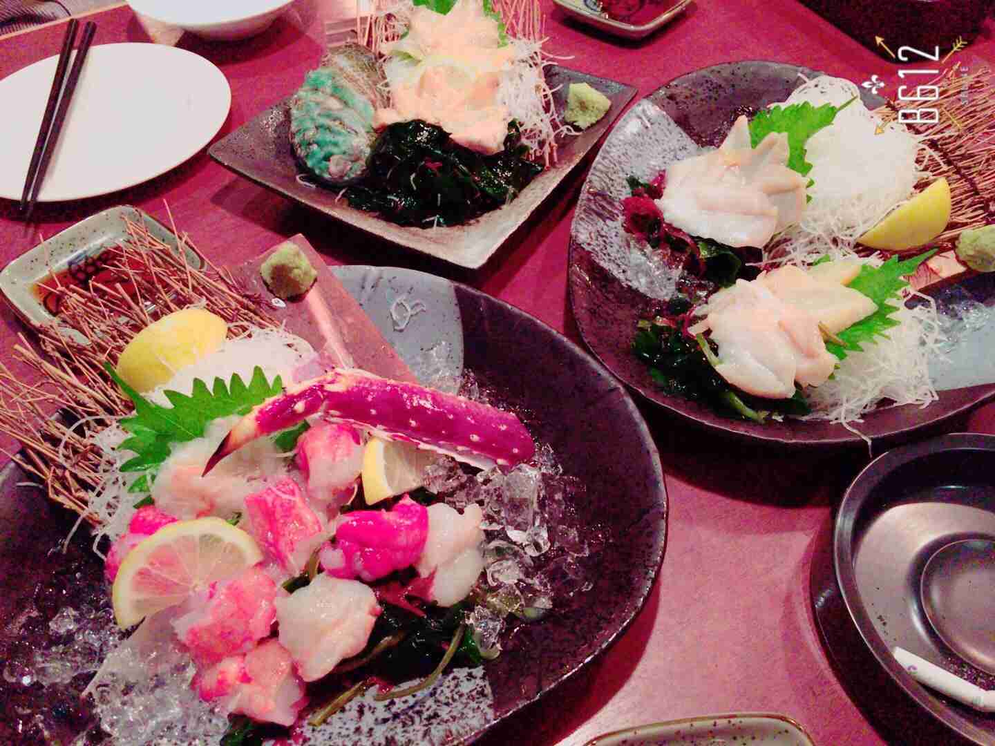 無言で飯テロするトピ