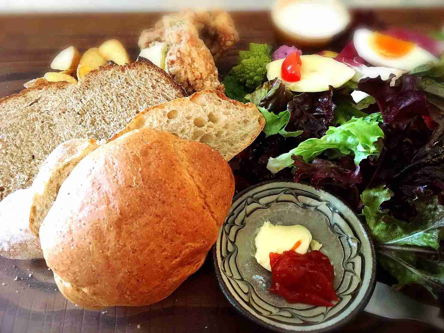 無言で飯テロするトピ
