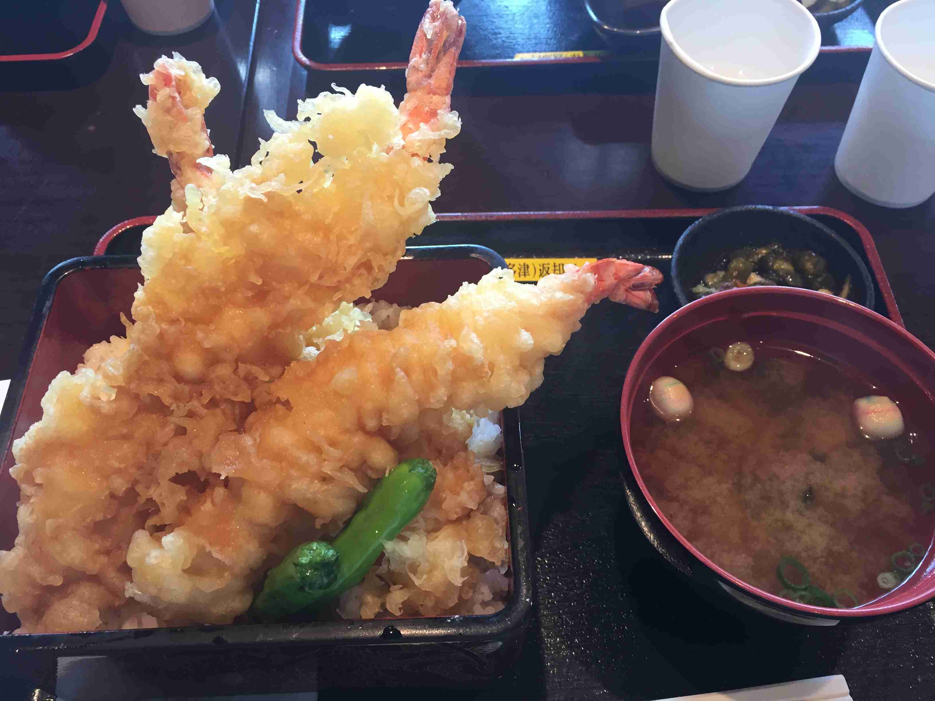 無言で飯テロするトピ