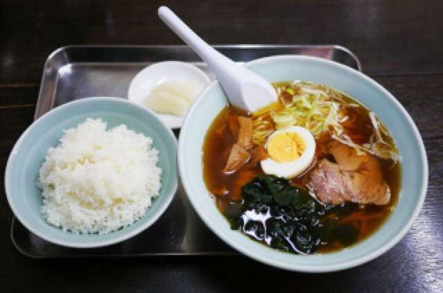 無言で飯テロするトピ
