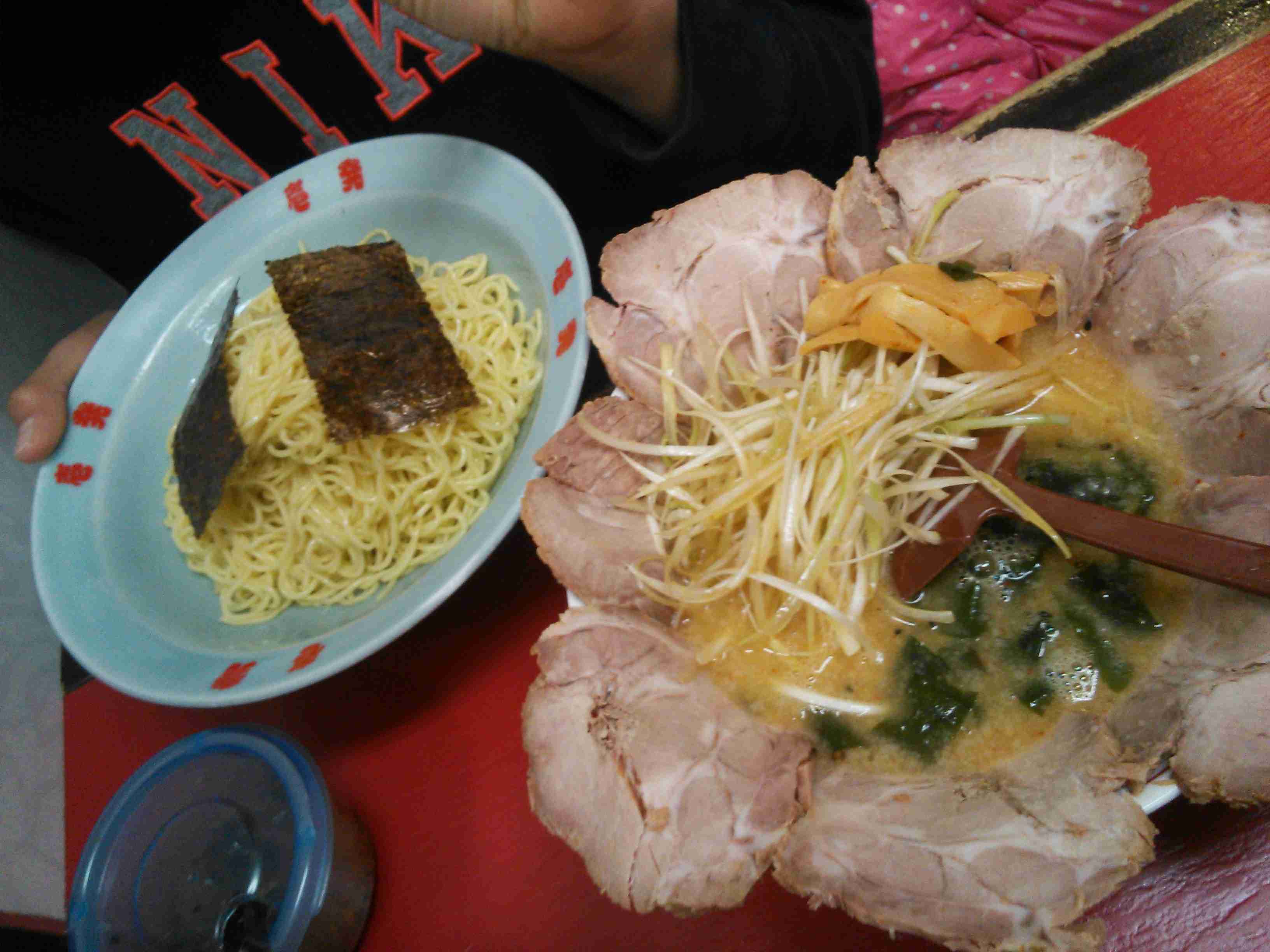 皆さんのおすすめのラーメン屋は？