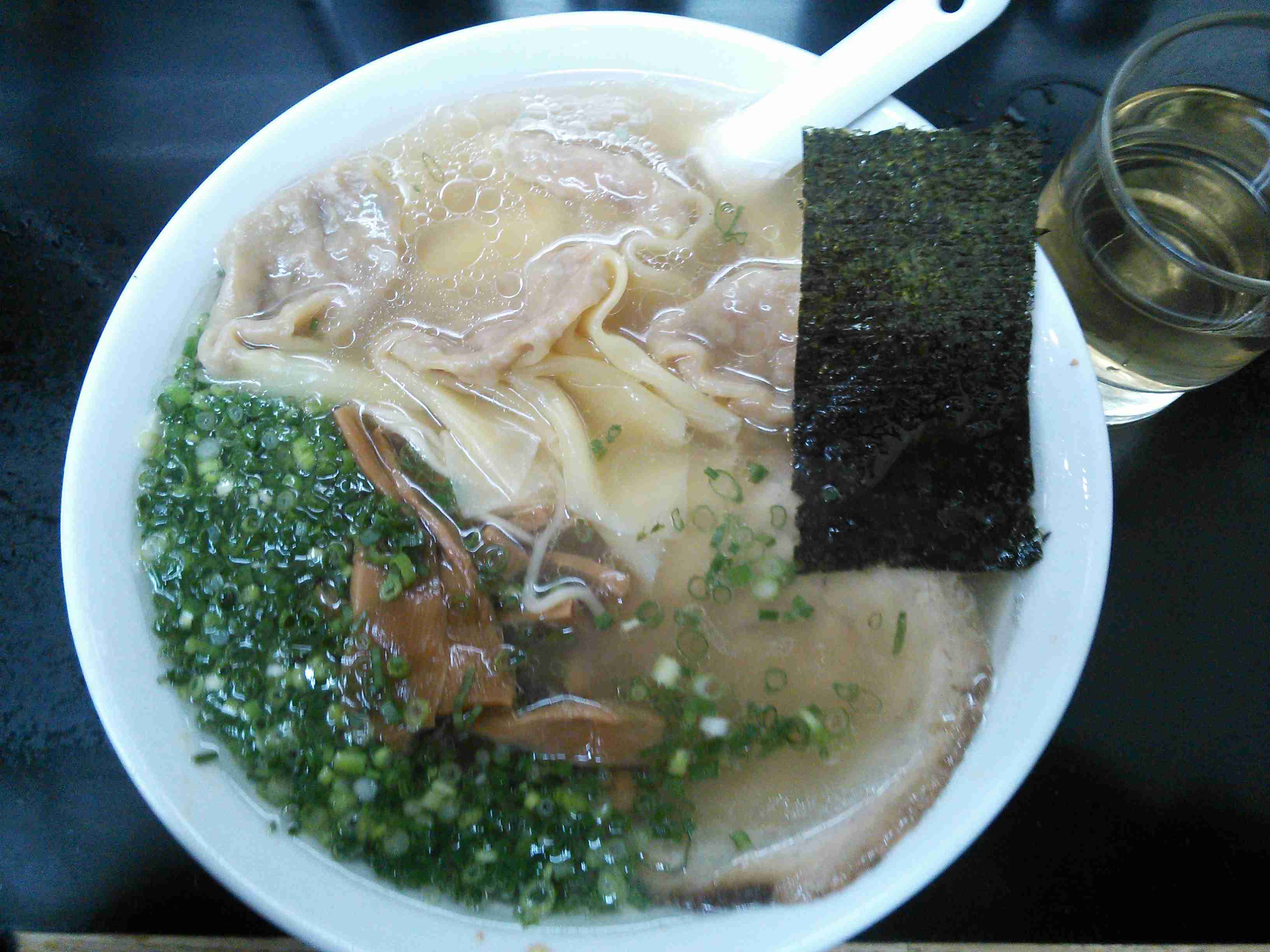 皆さんのおすすめのラーメン屋は？