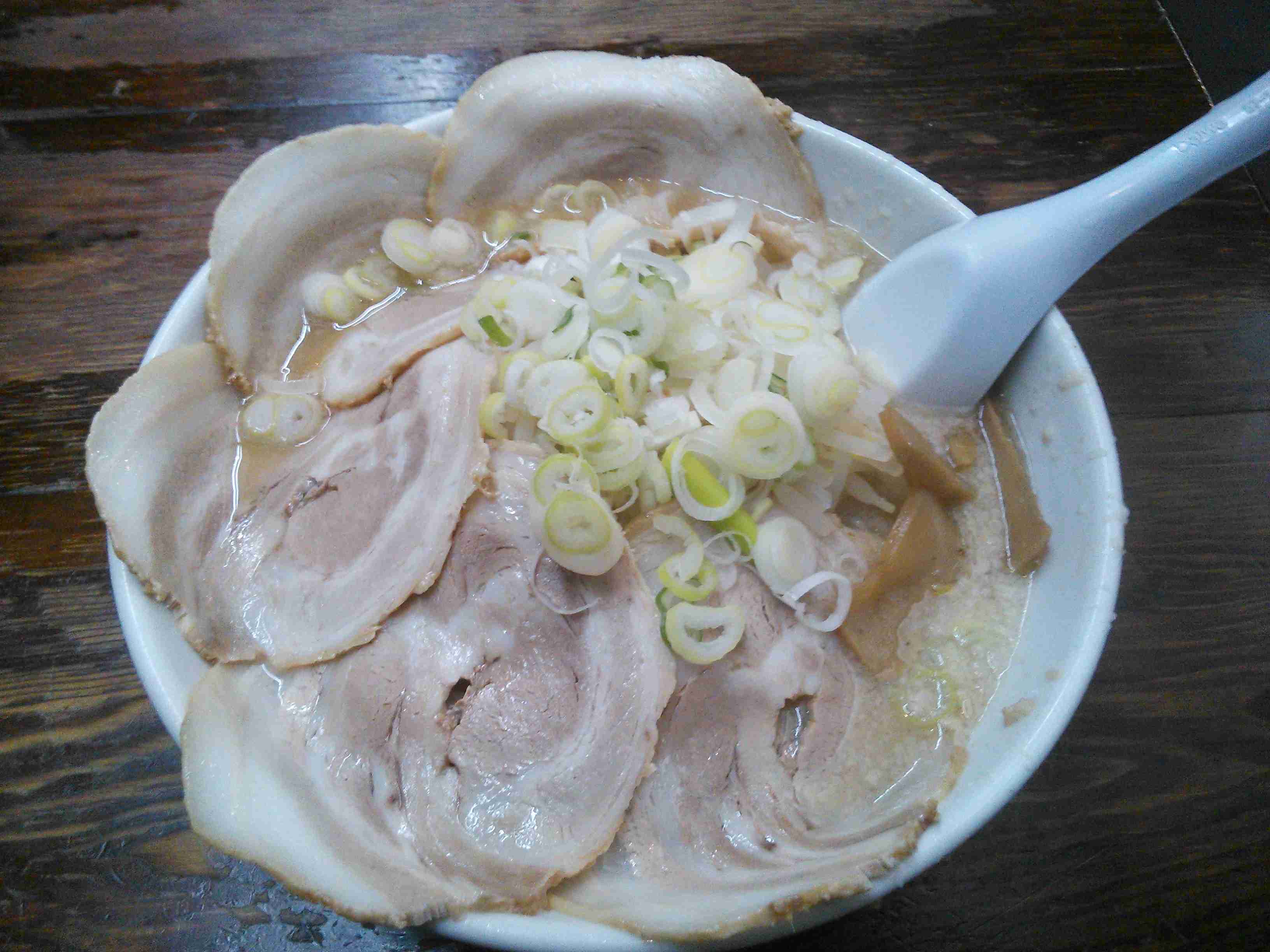 皆さんのおすすめのラーメン屋は？
