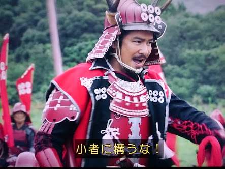 シリア難民、300人規模で受け入れへ　政府、定住に道