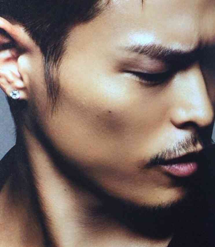 斎藤工、EXILE NAOTO＆岩田剛典らパリに集結＜「ルイ・ヴィトン」2017-18年秋冬メンズコレクション＞