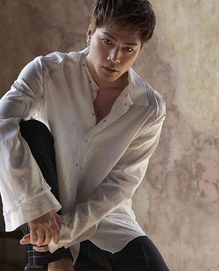 斎藤工、EXILE NAOTO＆岩田剛典らパリに集結＜「ルイ・ヴィトン」2017-18年秋冬メンズコレクション＞