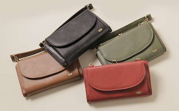 ウォレットショルダー使ってる方いますか？