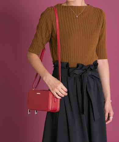 ウォレットショルダー使ってる方いますか？