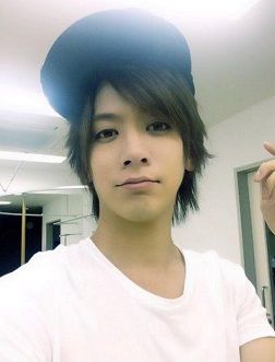 DAIGO×オリエンタルラジオ藤森慎吾×ゴールデンボンバー歌広場淳の異色ショット