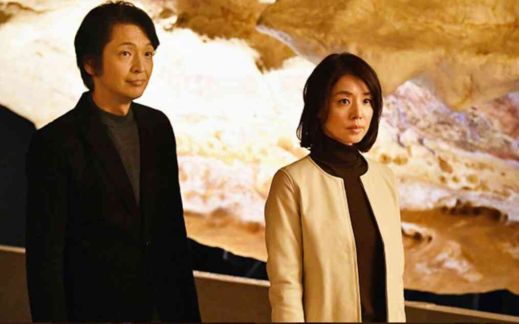 石田ゆり子、星野源ライブに参戦 「一緒に恋ダンスしたかった」と反響