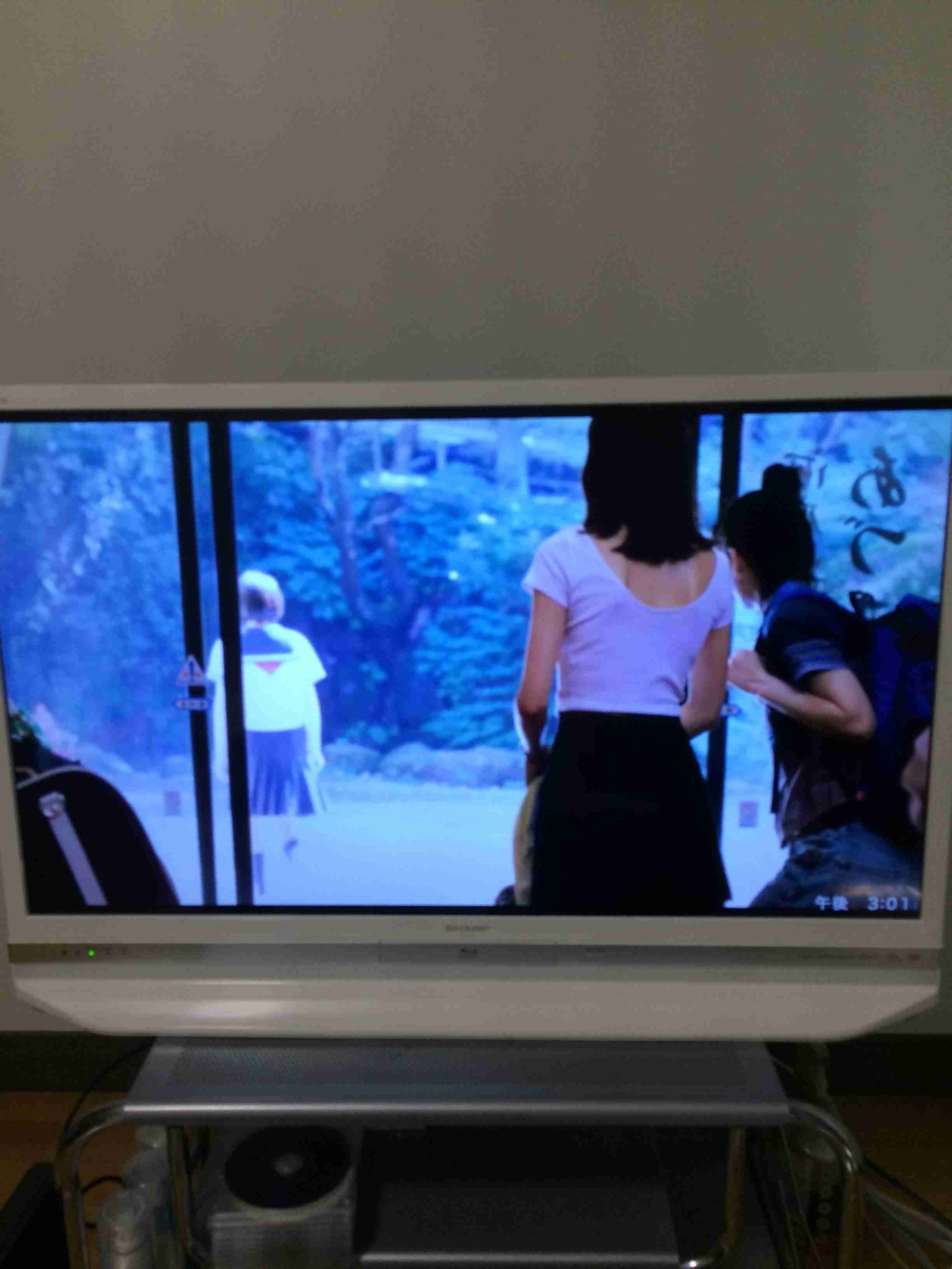 美背中な芸能人の画像を貼るトピ