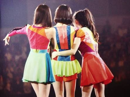 Perfumeが好きな人〜!
