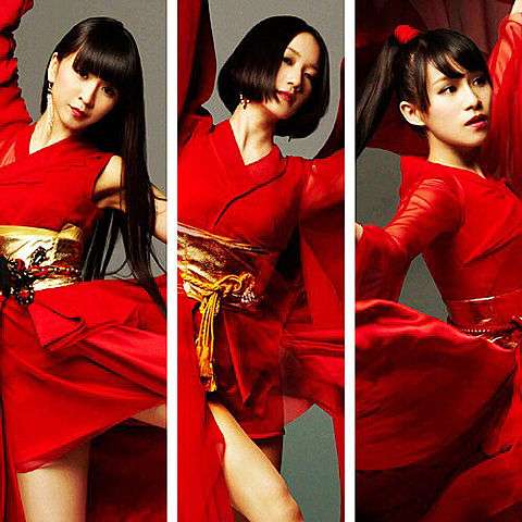 Perfumeが好きな人〜!