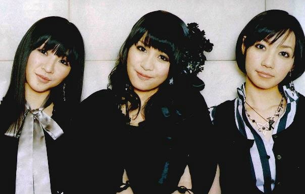 Perfumeが好きな人〜!