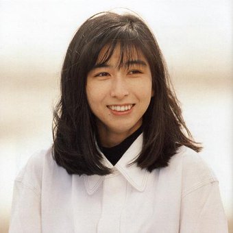 好きな女性シンガーソングライターを教えて下さい
