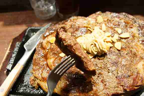 肉!肉!肉料理で埋め尽くすトピ