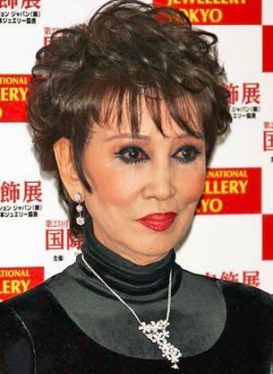 めっちゃ化粧が濃い芸能人の画像を貼るトピ part2