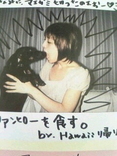 浜崎あゆみ、豊かな谷間強調の春色大人ドレス姿写真公開で「肌のぷるぷるなこと」「春の妖精かよっ」