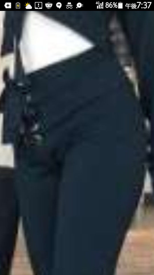 浜崎あゆみ、豊かな谷間強調の春色大人ドレス姿写真公開で「肌のぷるぷるなこと」「春の妖精かよっ」