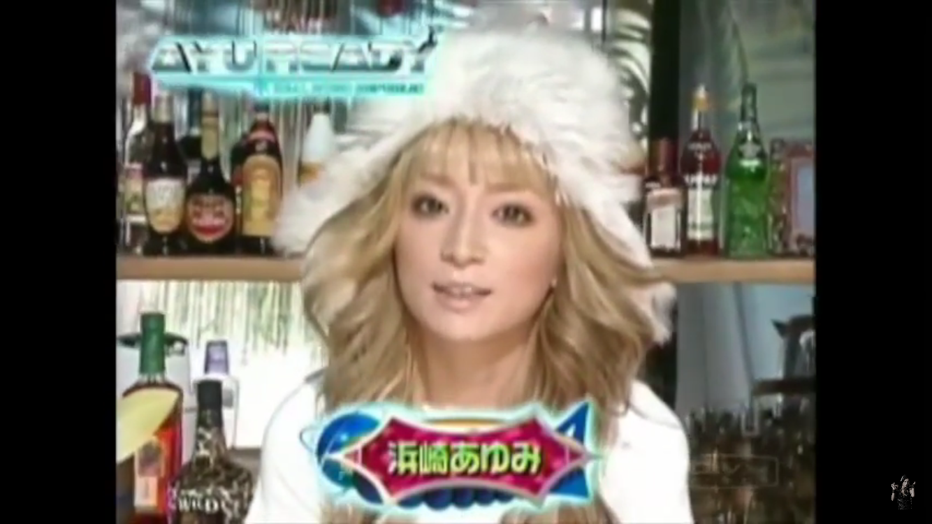 浜崎あゆみ、豊かな谷間強調の春色大人ドレス姿写真公開で「肌のぷるぷるなこと」「春の妖精かよっ」