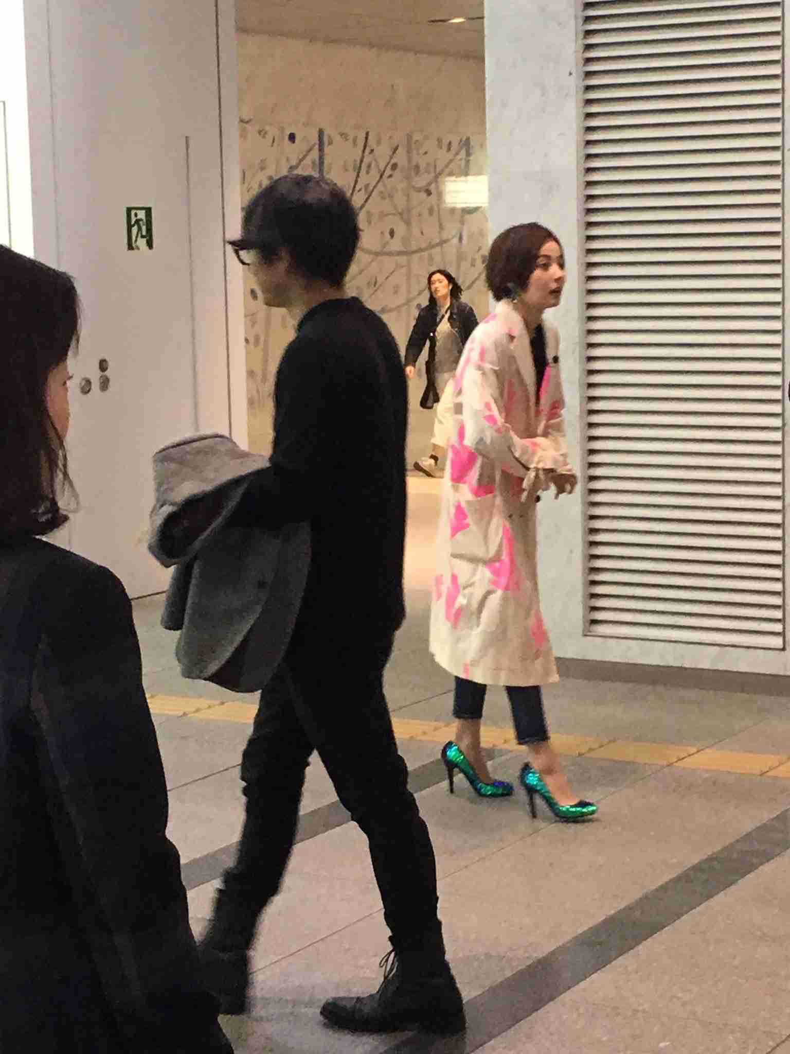グリッターのファッションアイテム好きな方