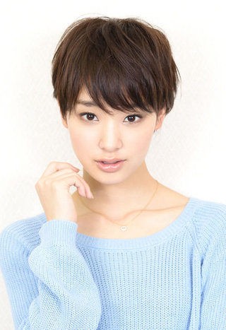 剛力彩芽、メンズ雑誌「OCEANS」で