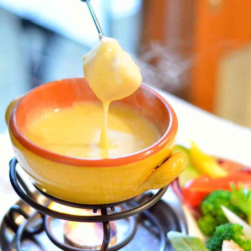 無言で飯テロするトピ