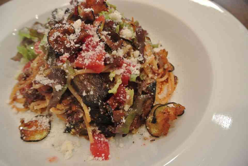 無言で飯テロするトピ