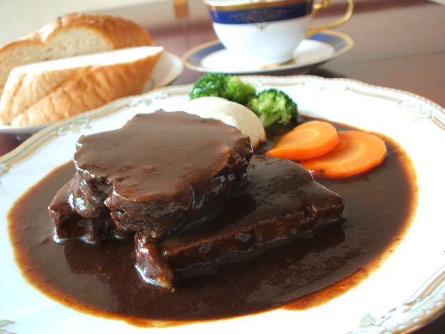 洋食屋さんが好きな方〜♪