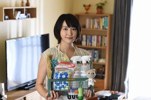 新垣結衣「逃げ恥」チームへのプレゼンターで星野源とのコンビ復活