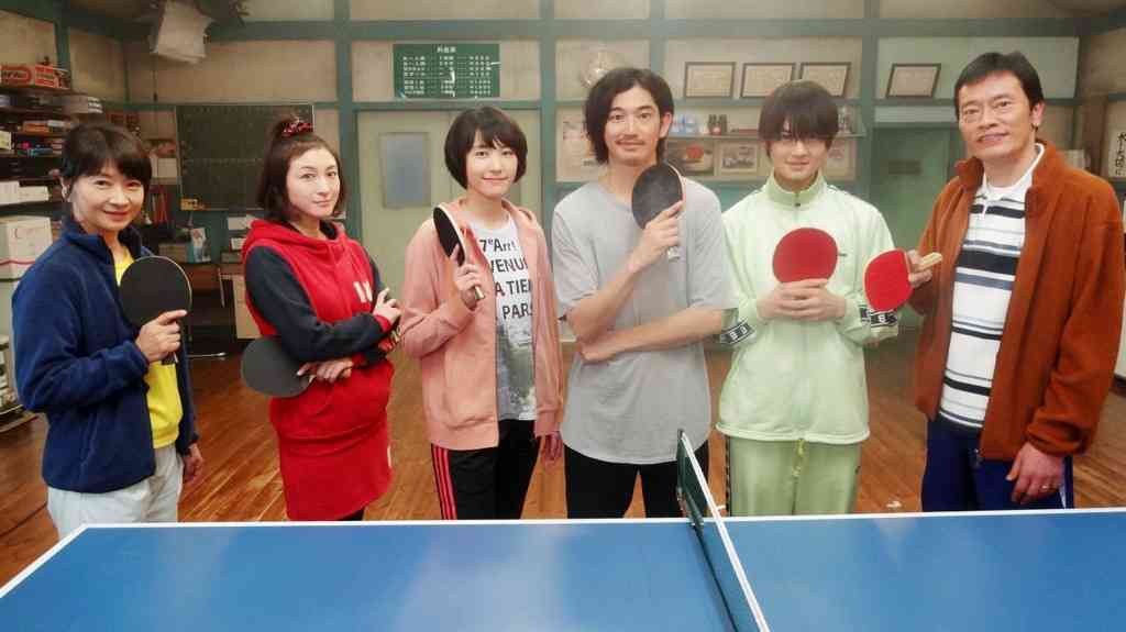 新垣結衣「逃げ恥」チームへのプレゼンターで星野源とのコンビ復活