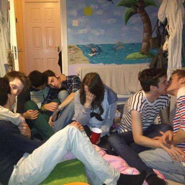 ぼっちなのがバレた時