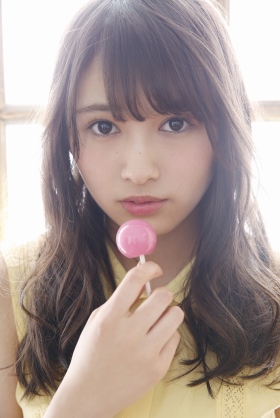 欅坂46渡邉理佐、グループ初の専属モデル就任 ファッション誌『non-no』に抜てき